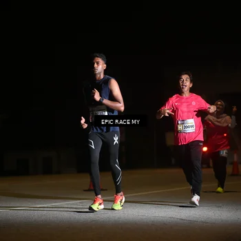 Runner Photo 8402725