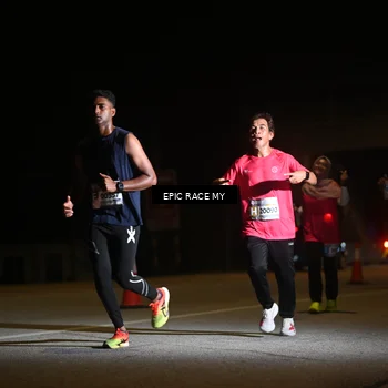 Runner Photo 8402726