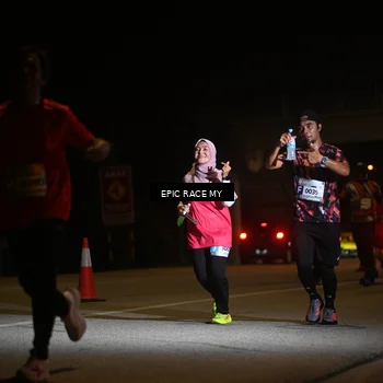 Runner Photo 8402734