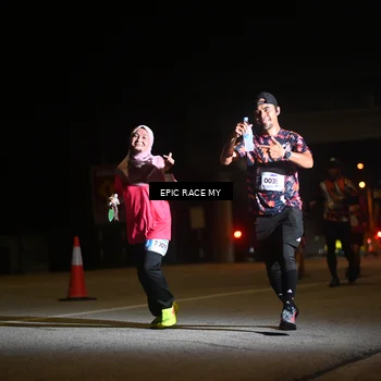 Runner Photo 8402736