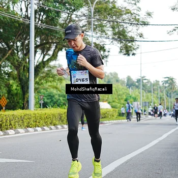 Runner Photo 8402747