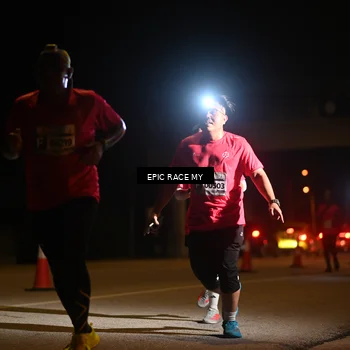 Runner Photo 8402755