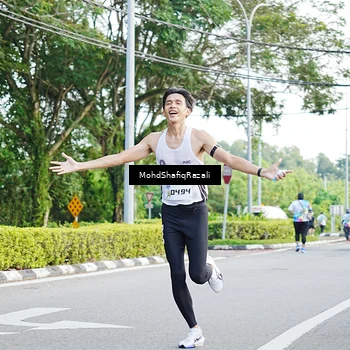 Runner Photo 8402764