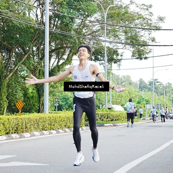 Runner Photo 8402766