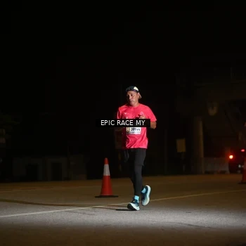 Runner Photo 8402799