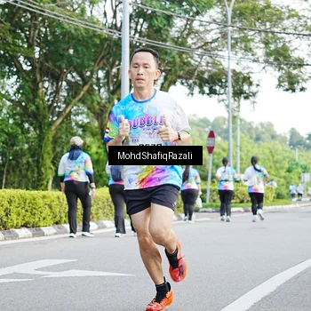 Runner Photo 8402828