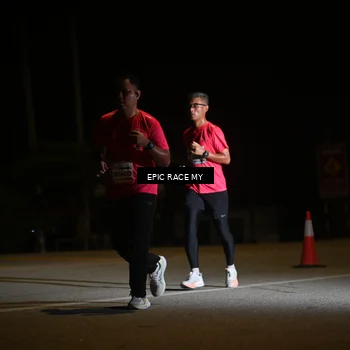 Runner Photo 8402841