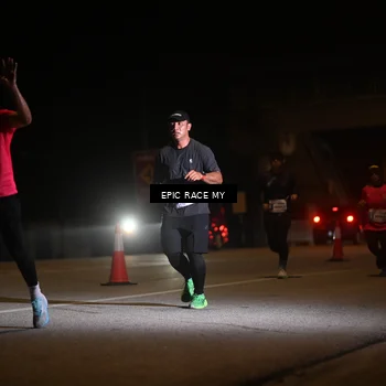 Runner Photo 8402860