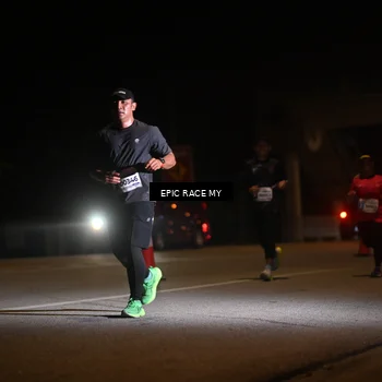 Runner Photo 8402861