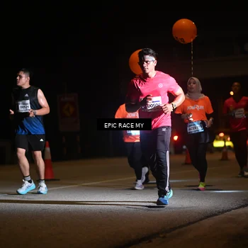 Runner Photo 8402876