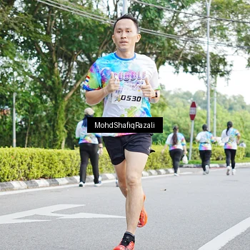 Runner Photo 8402885