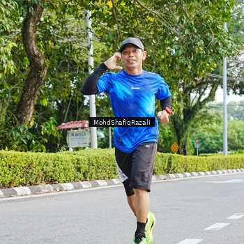 Runner Photo 8402896