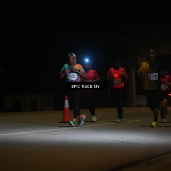 Runner Photo 8402902