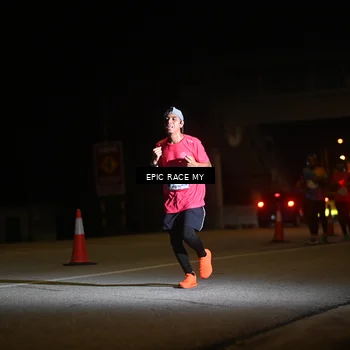 Runner Photo 8402903