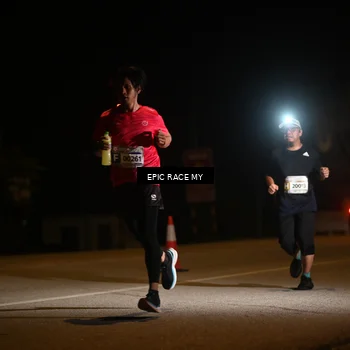 Runner Photo 8402922
