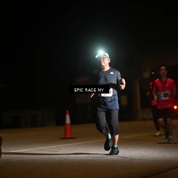 Runner Photo 8402923