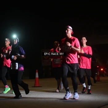 Runner Photo 8402959