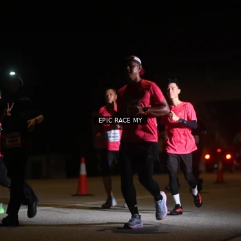 Runner Photo 8402961