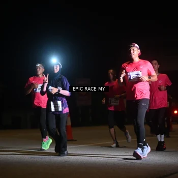 Runner Photo 8402962