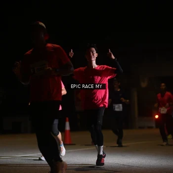 Runner Photo 8402968