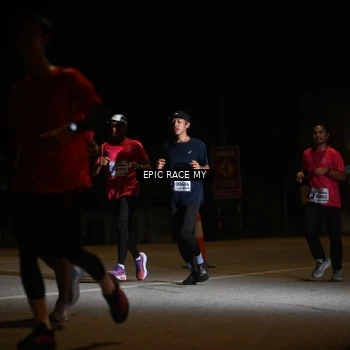 Runner Photo 8402970