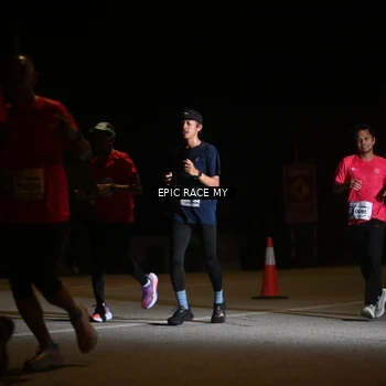Runner Photo 8402974
