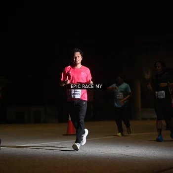 Runner Photo 8402976