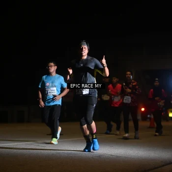 Runner Photo 8402984