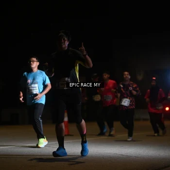 Runner Photo 8402985