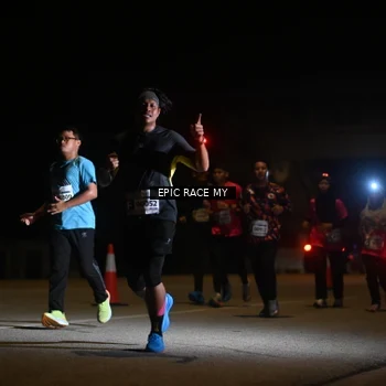 Runner Photo 8402986