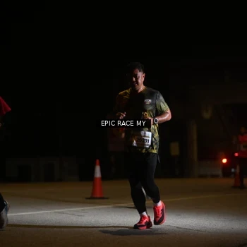 Runner Photo 8403002