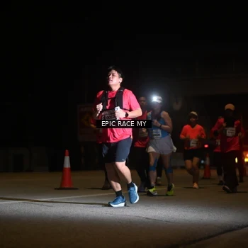 Runner Photo 8403013