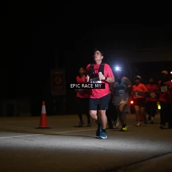 Runner Photo 8403031