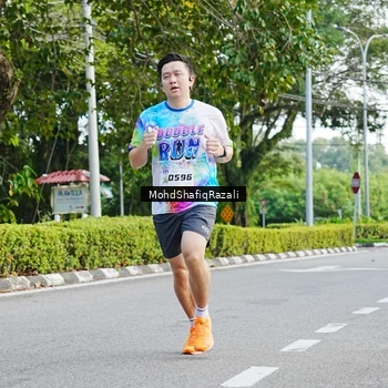 Runner Photo 8403032