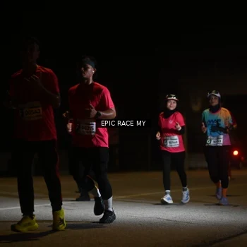 Runner Photo 8403034