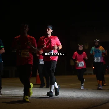 Runner Photo 8403035