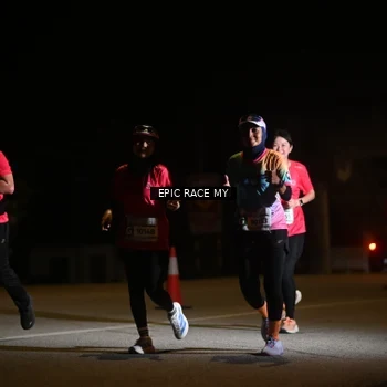 Runner Photo 8403043