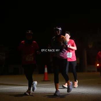Runner Photo 8403044