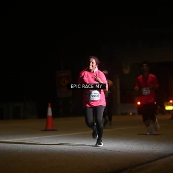 Runner Photo 8403053