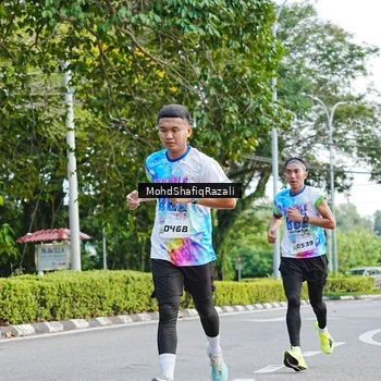 Runner Photo 8403054