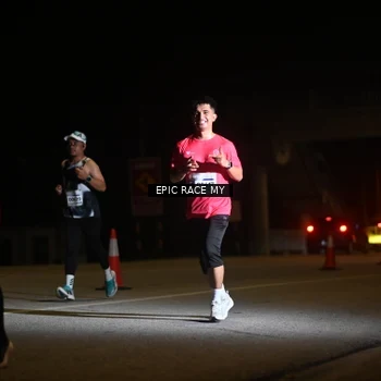 Runner Photo 8403059
