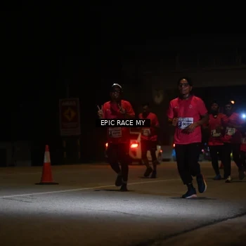 Runner Photo 8403067