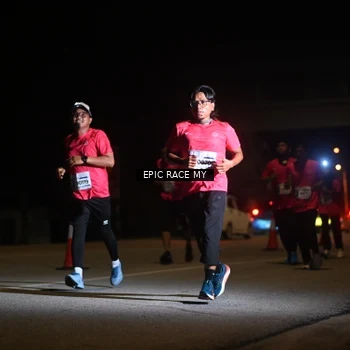 Runner Photo 8403073