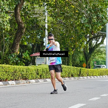 Runner Photo 8403104