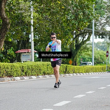 Runner Photo 8403105