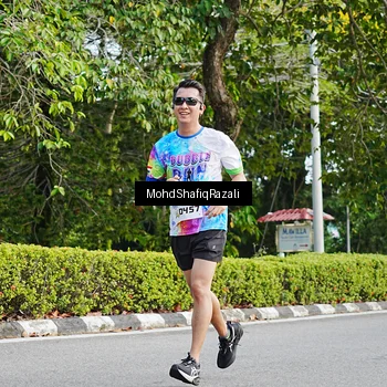 Runner Photo 8403108