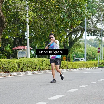 Runner Photo 8403115