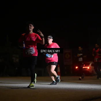 Runner Photo 8403118