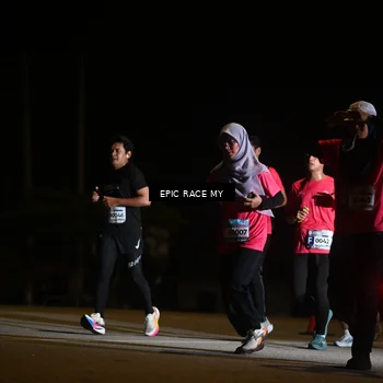 Runner Photo 8403127