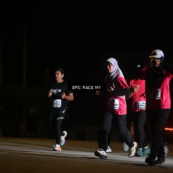 Runner Photo 8403128